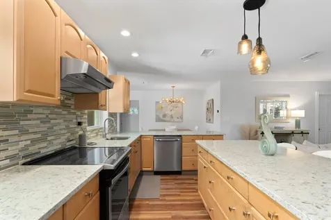 136 Oregon Lane Boca Raton FL 33487