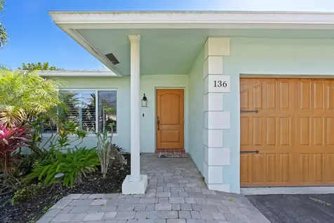 136 Oregon Lane Boca Raton FL 33487