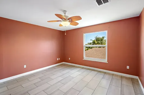 5806 NW Rose Petal Court Port St Lucie FL 34986