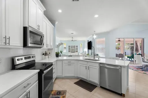 5806 NW Rose Petal Court Port St Lucie FL 34986