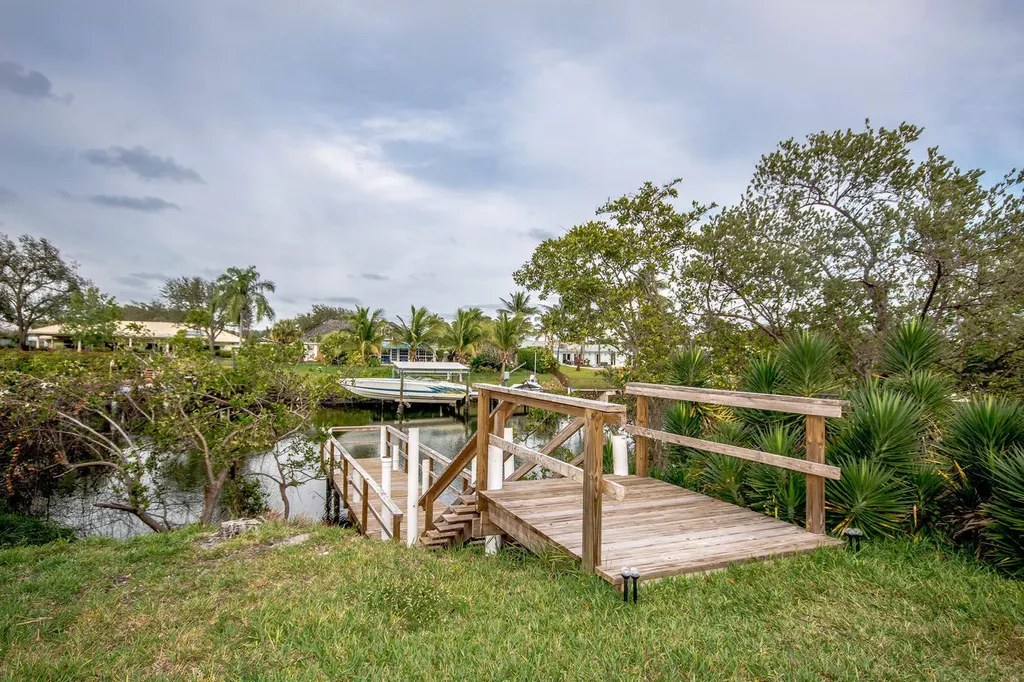 801 Hummingbird Way North Palm Beach FL 33408
