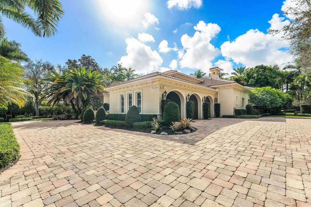 11730 Valeros Court Palm Beach Gardens FL 33418
