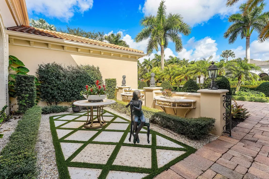 11730 Valeros Court Palm Beach Gardens FL 33418