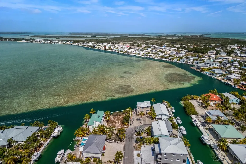 00000 Lagoon Drive Sugarloaf Key FL 33042