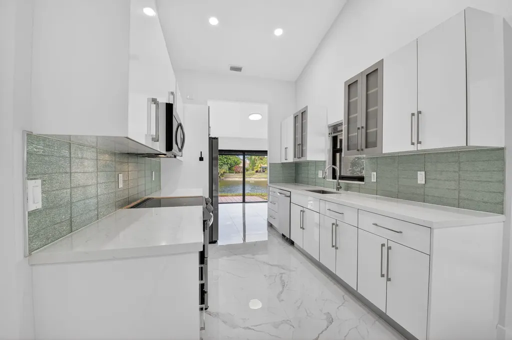 6545 Las Flores Drive Boca Raton FL 33433