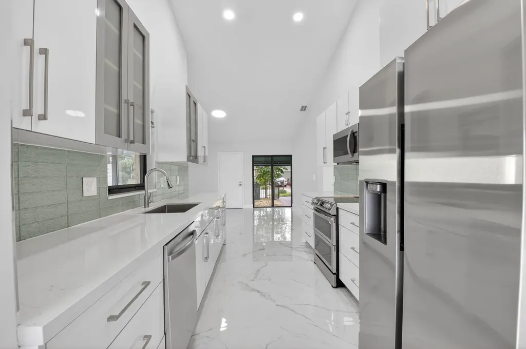 6545 Las Flores Drive Boca Raton FL 33433