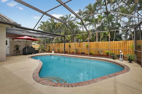10265 SW 12th Street Pembroke Pines FL 33025
