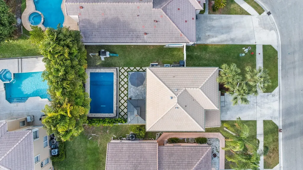 6939 Dawntree Court Lake Worth FL 33467