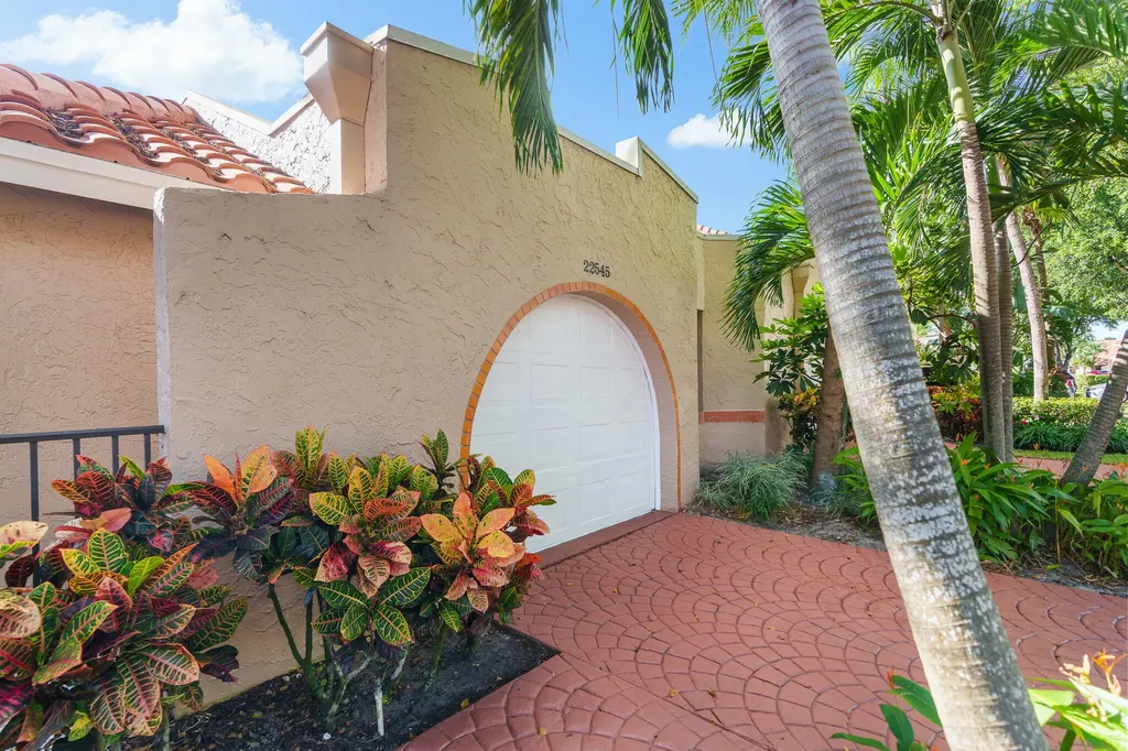 22545 Meridiana Drive Boca Raton FL 33433