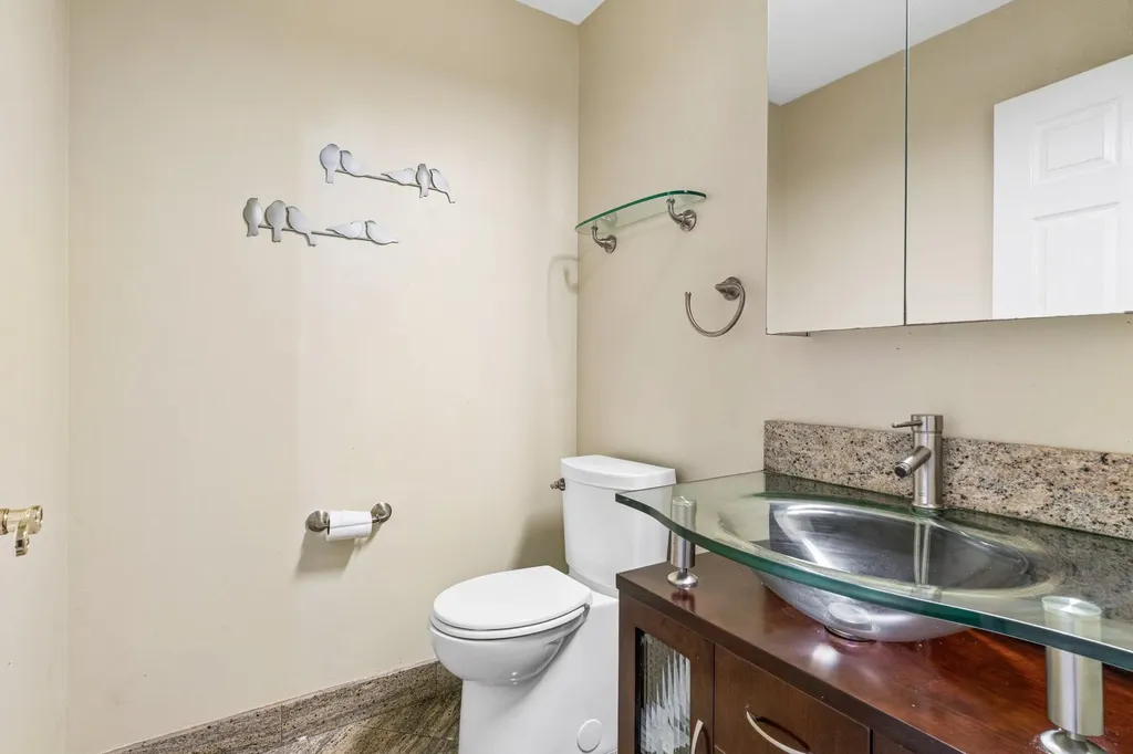 4797 NW 7th Place Deerfield Beach FL 33442