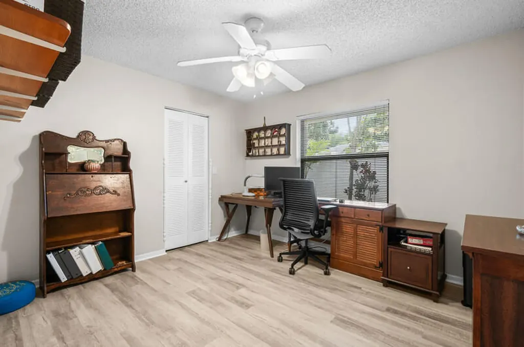 6016 Sunberry Circle Boynton Beach FL 33437