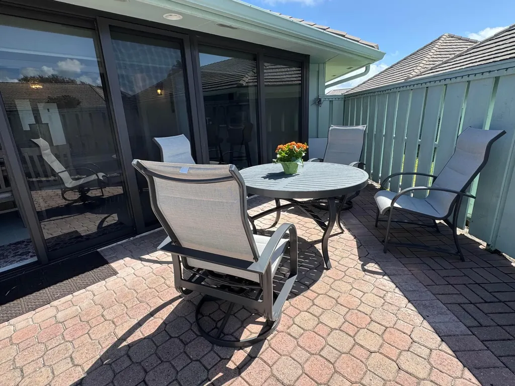 1127 E Seminole Avenue Jupiter FL 33477