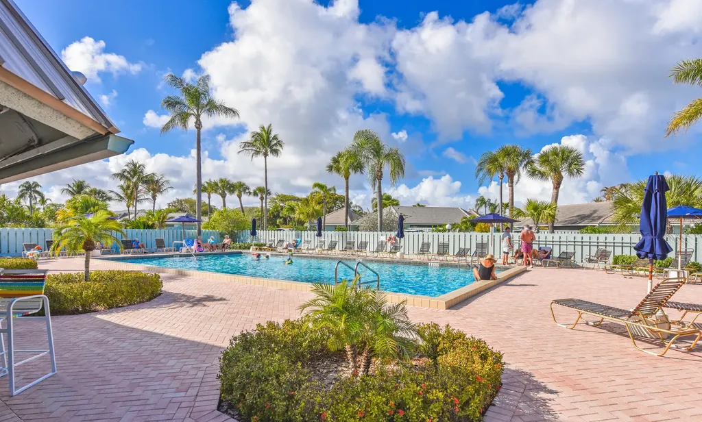 1127 E Seminole Avenue Jupiter FL 33477