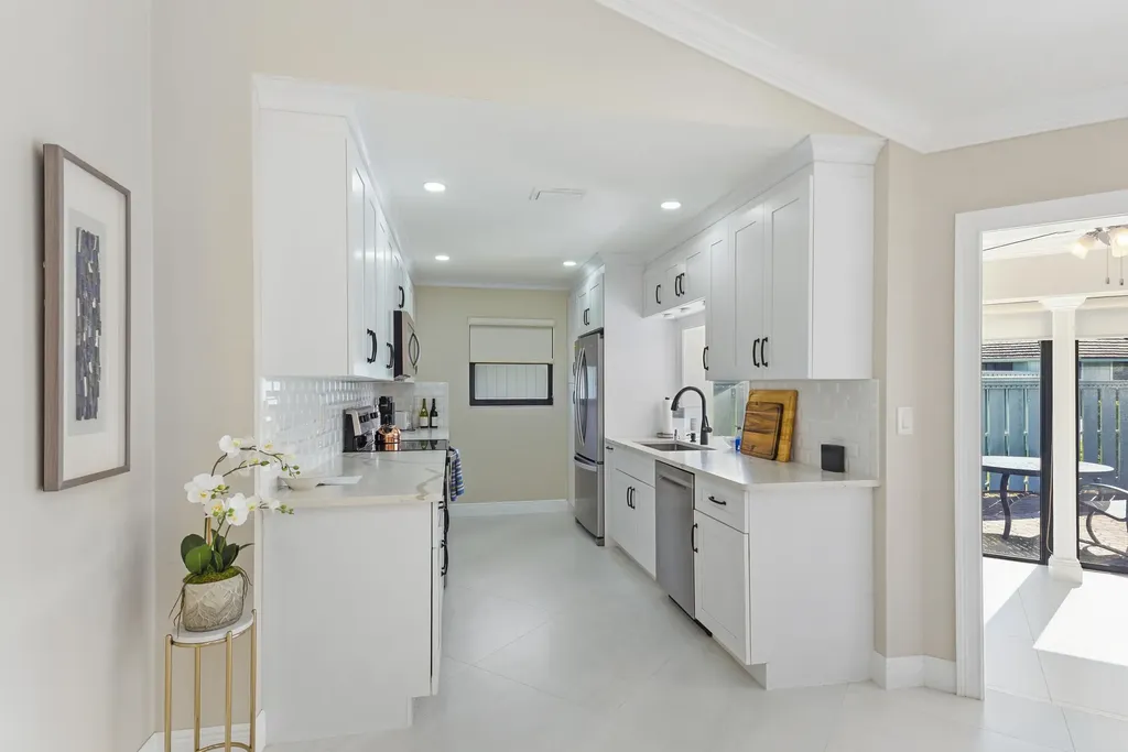1127 E Seminole Avenue Jupiter FL 33477