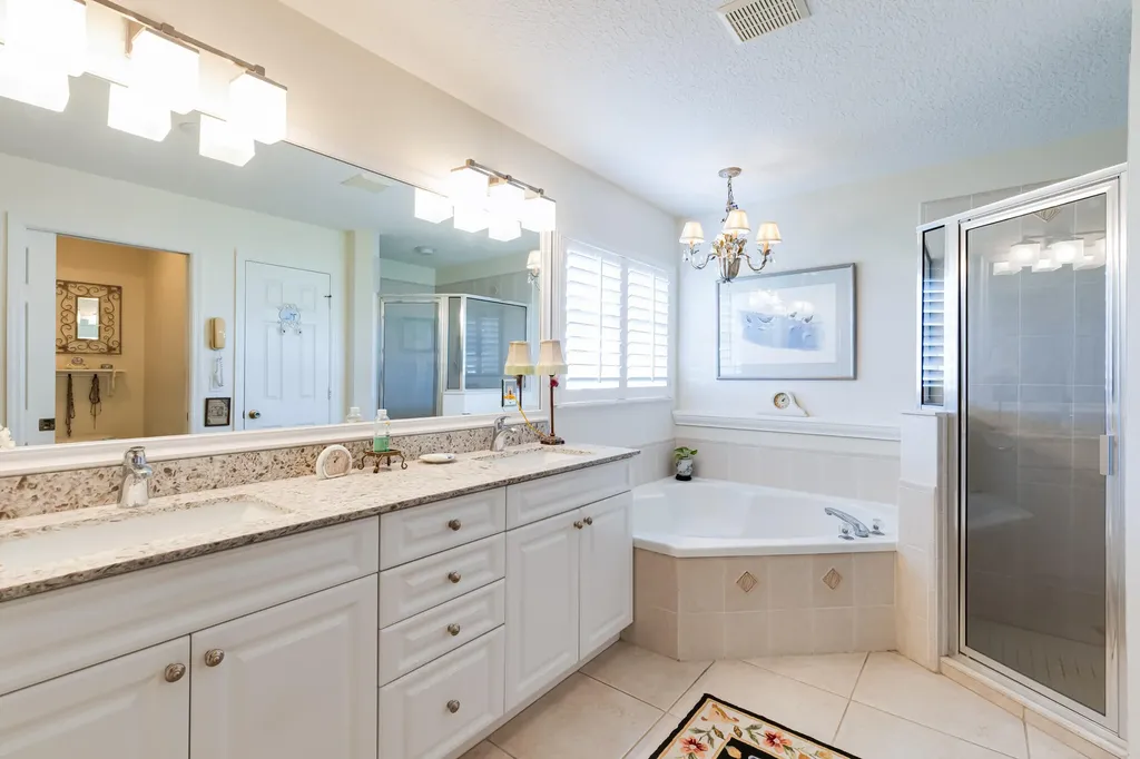 2017 SE Allamanda Drive Port St Lucie FL 34952