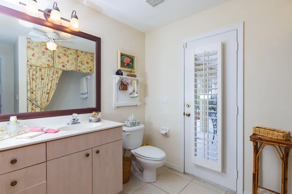 2017 SE Allamanda Drive Port St Lucie FL 34952