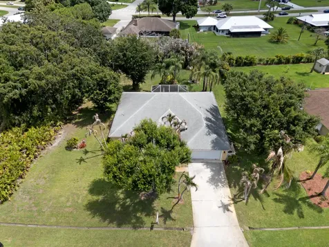 2017 SE Allamanda Drive Port St Lucie FL 34952