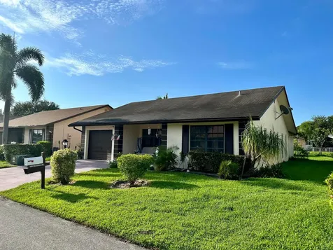 6273 Tall Cypress Circle Greenacres FL 33463
