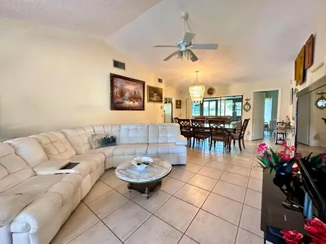 6273 Tall Cypress Circle Greenacres FL 33463