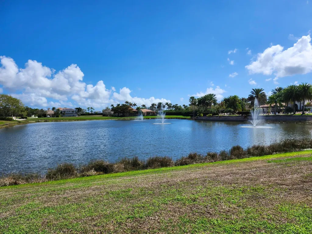 104 SE San Alicante Port St Lucie FL 34984
