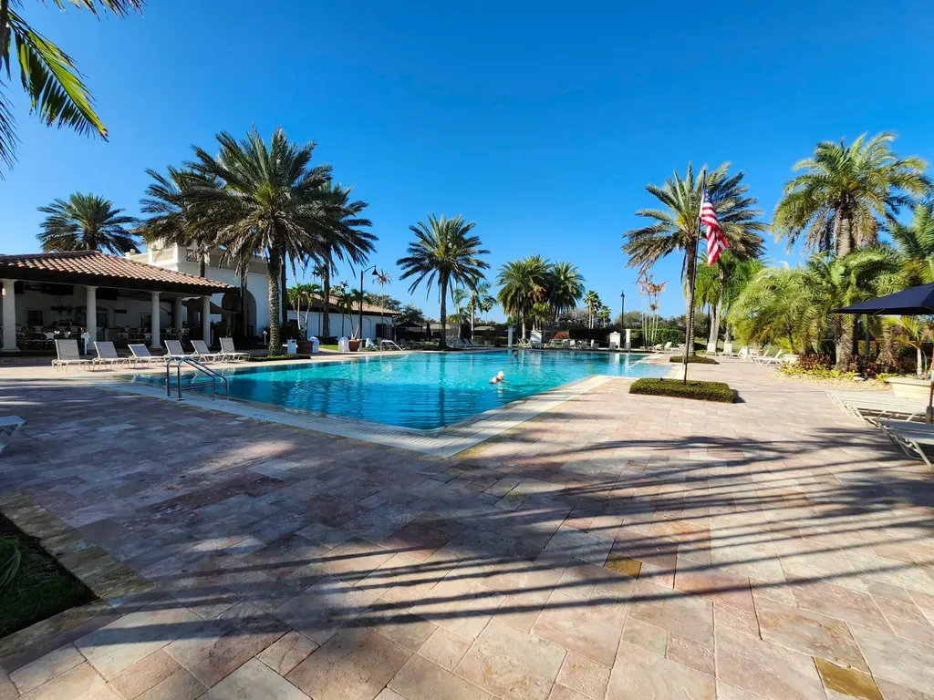 104 SE San Alicante Port St Lucie FL 34984