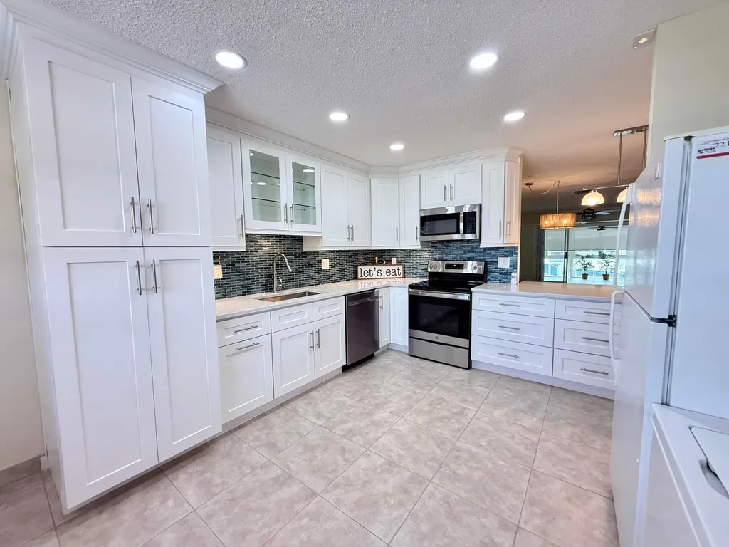 1740 NW 19th Terrace Delray Beach FL 33445