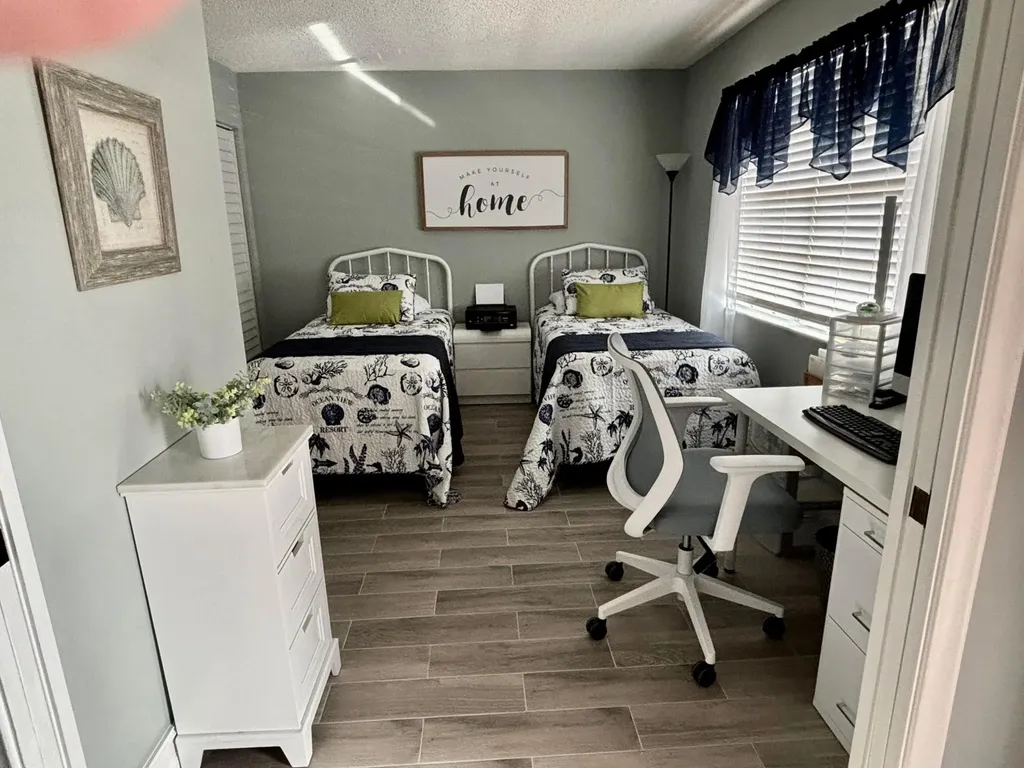 1740 NW 19th Terrace Delray Beach FL 33445