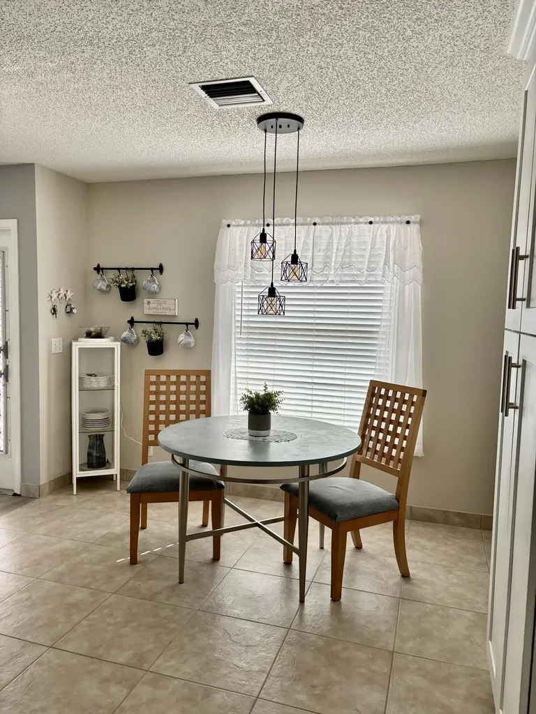 1740 NW 19th Terrace Delray Beach FL 33445