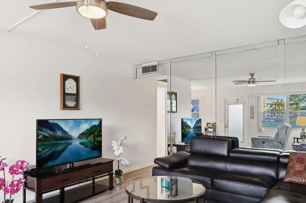 231 Ventnor Q Deerfield Beach FL 33442