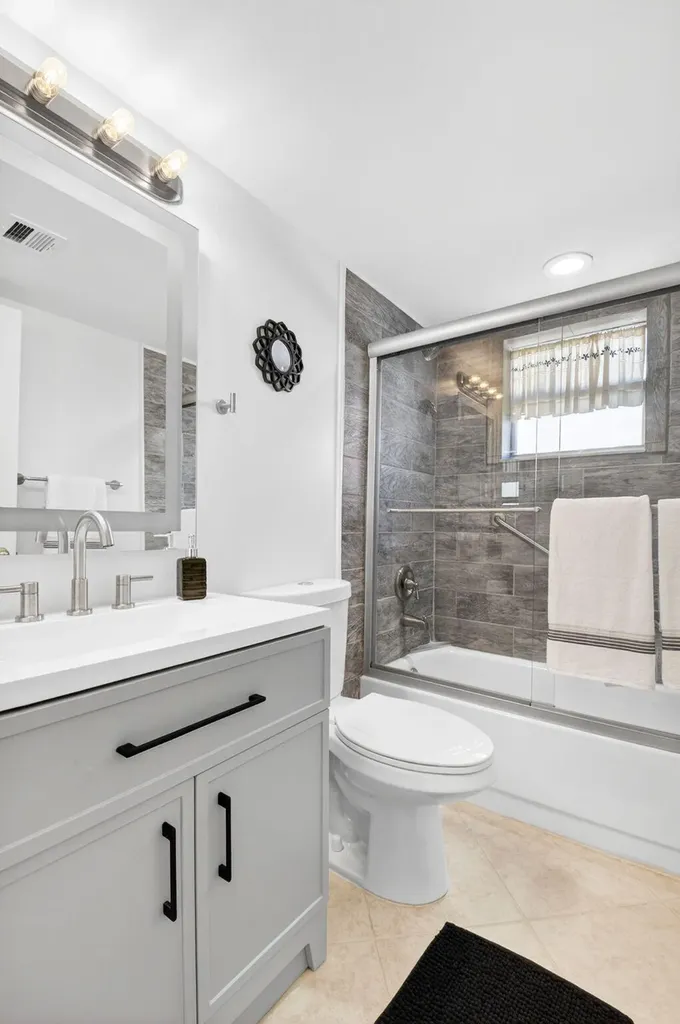 173 Flanders D Delray Beach FL 33484