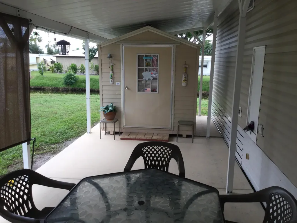 48 Del Prado Street Port St Lucie FL 34952