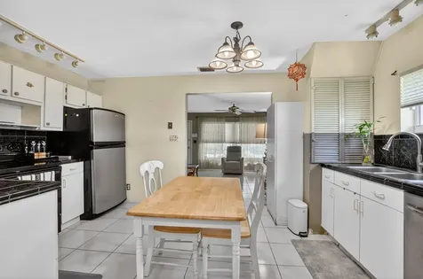 121 NW 28th Court Pompano Beach FL 33064
