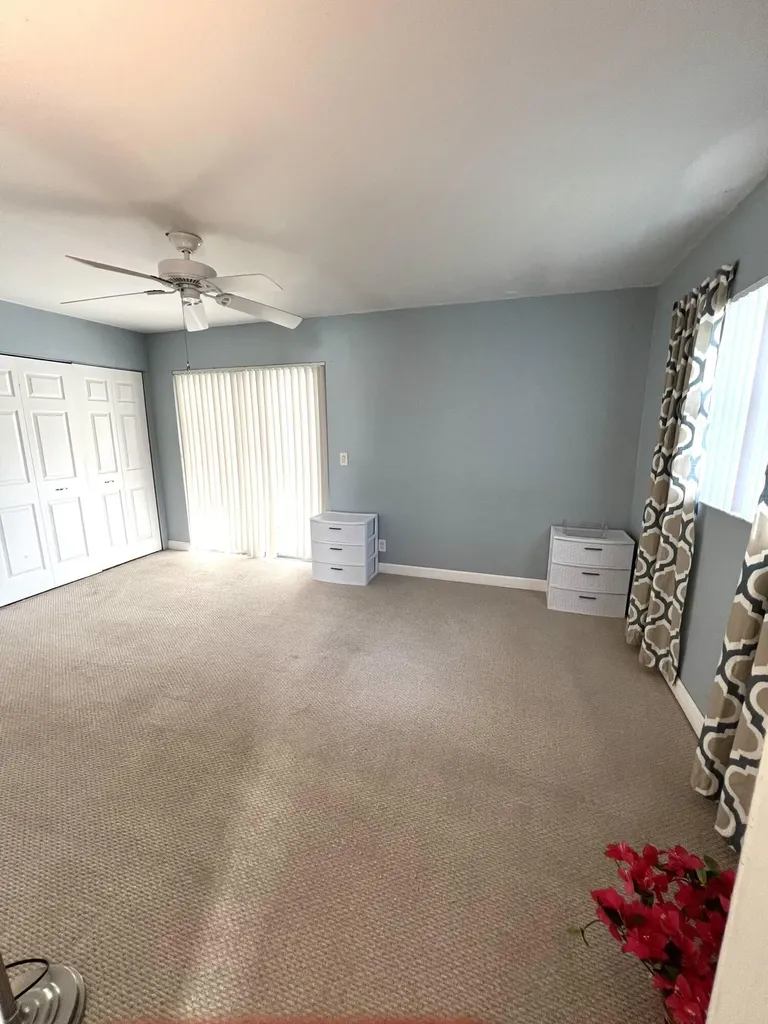 322 Seville N Delray Beach FL 33446