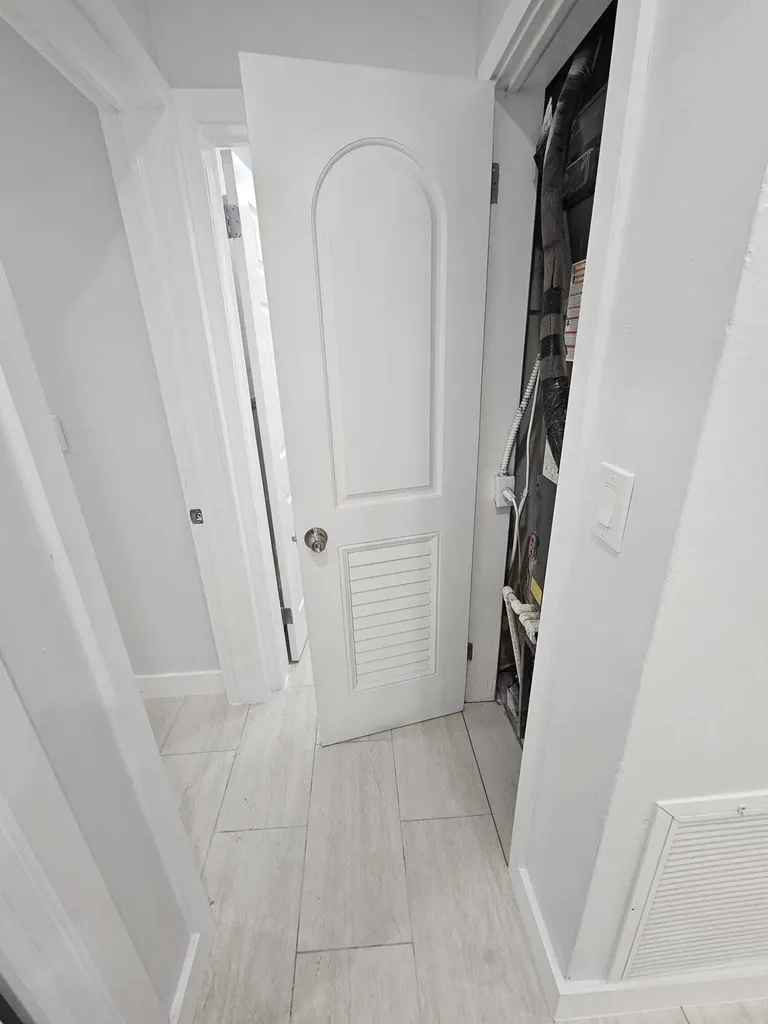 2030 SW 41st Avenue Fort Lauderdale FL 33317