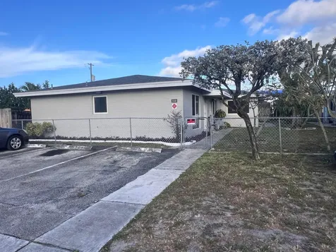 2030 SW 41st Avenue Fort Lauderdale FL 33317