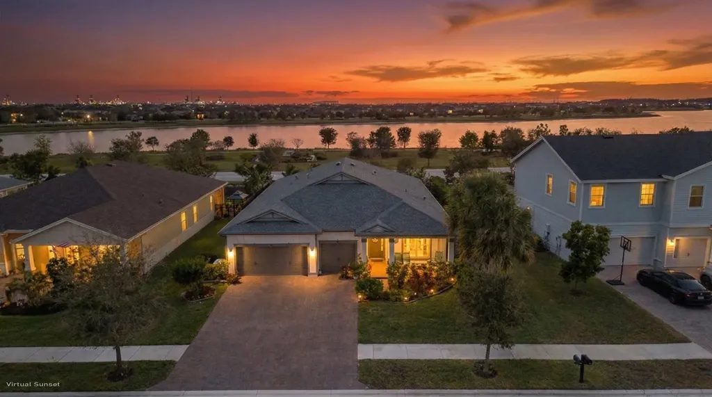19404 Broad Shore Walk Loxahatchee FL 33470
