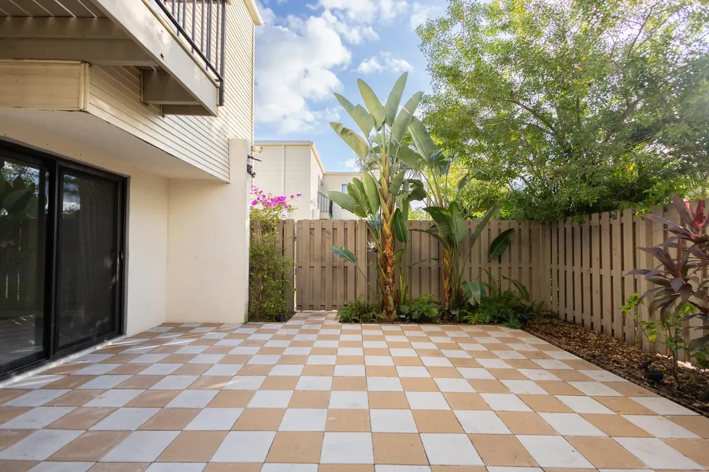 1640 Shaker Circle Wellington FL 33414