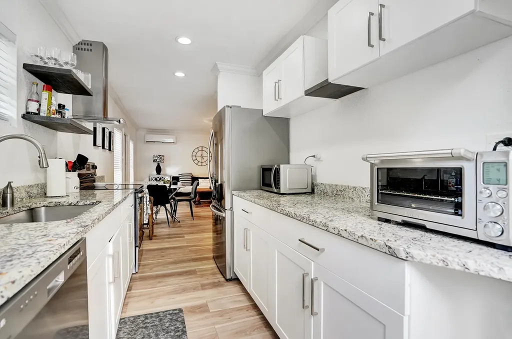 311 SE 3rd Avenue Delray Beach FL 33483