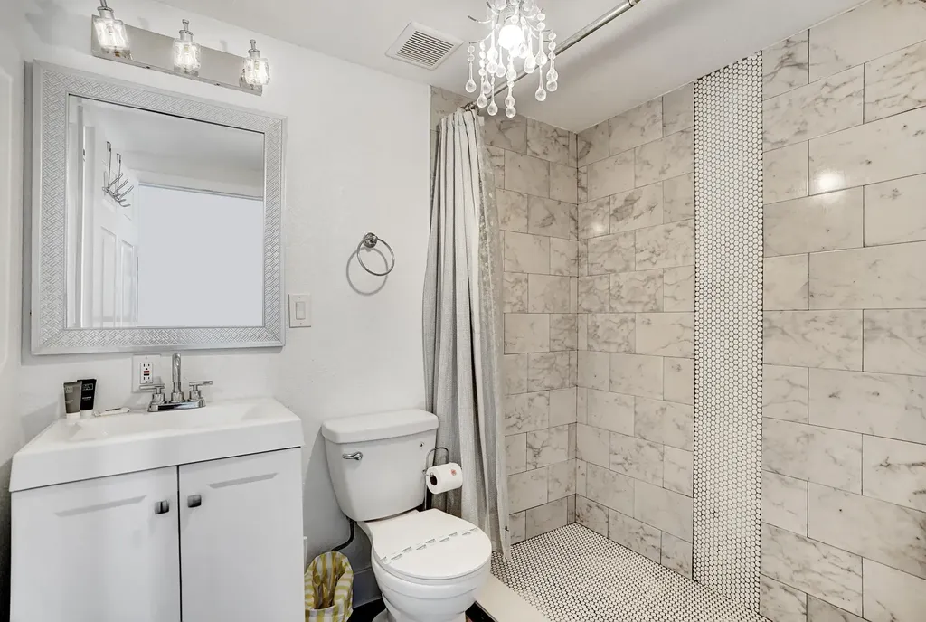 311 SE 3rd Avenue Delray Beach FL 33483