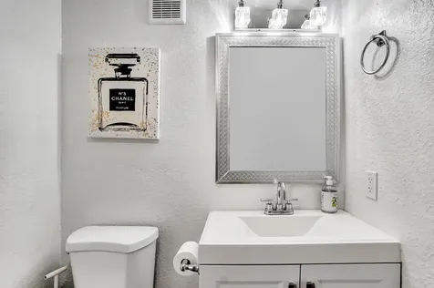 311 SE 3rd Avenue Delray Beach FL 33483