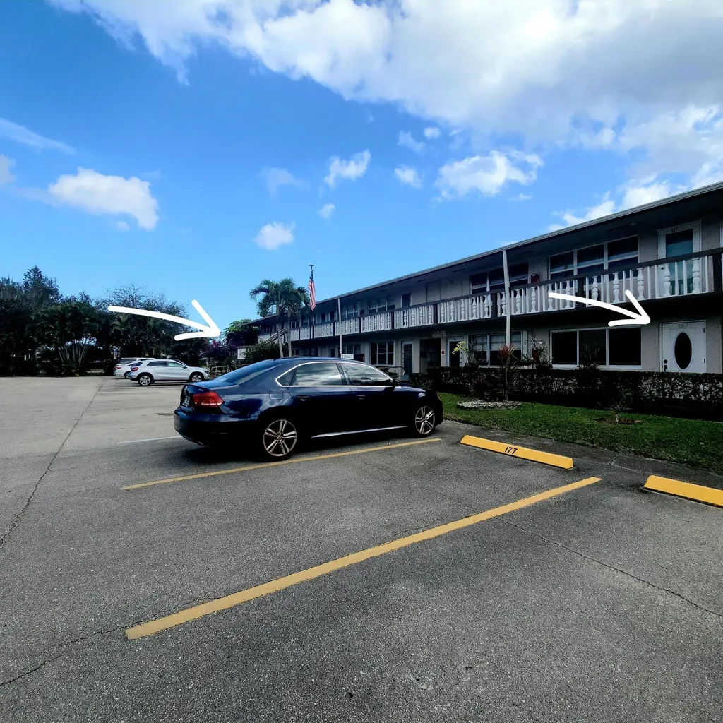 167 Sussex I West Palm Beach FL 33417