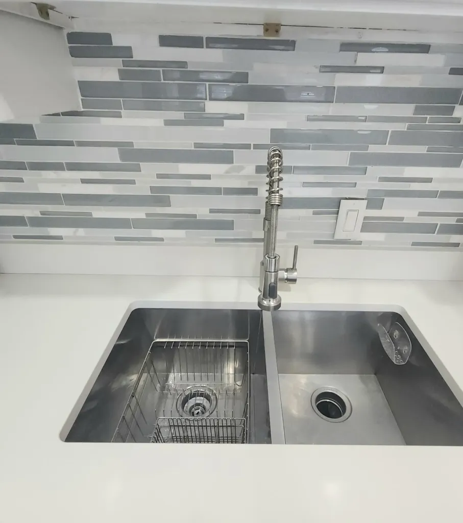 167 Sussex I West Palm Beach FL 33417