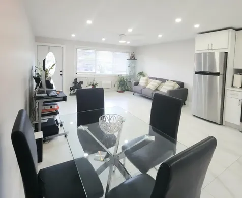 167 Sussex I West Palm Beach FL 33417