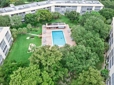 2505 Antigua Terrace Coconut Creek FL 33066