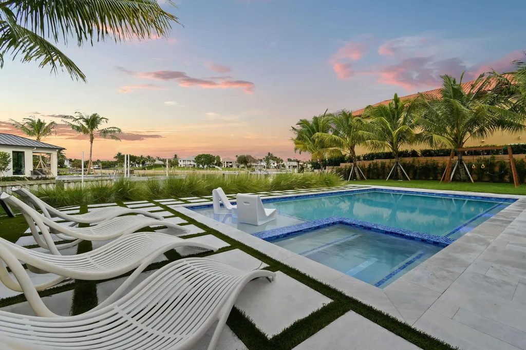 12880 S Shore Drive Palm Beach Gardens FL 33410