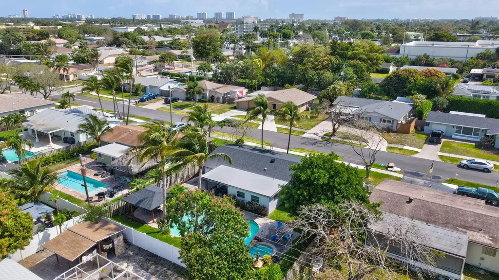 603 SE 7th Avenue Deerfield Beach FL 33441