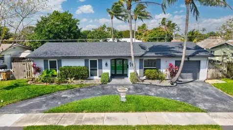 603 SE 7th Avenue Deerfield Beach FL 33441