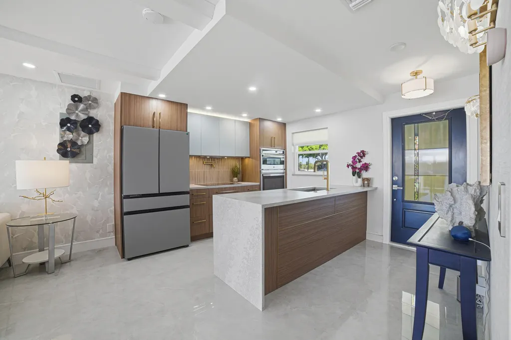 300 SW Golfview Terrace Boynton Beach FL 33426
