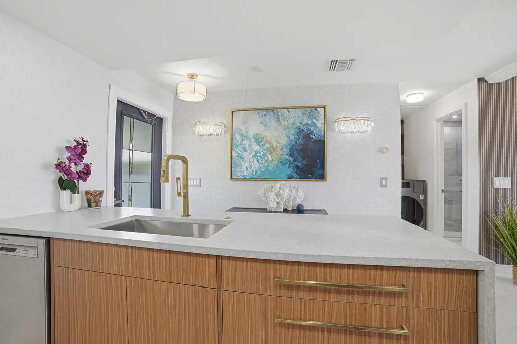 300 SW Golfview Terrace Boynton Beach FL 33426