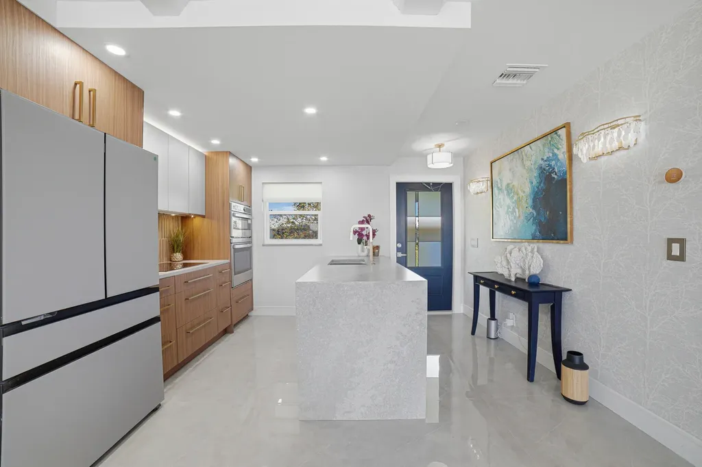 300 SW Golfview Terrace Boynton Beach FL 33426